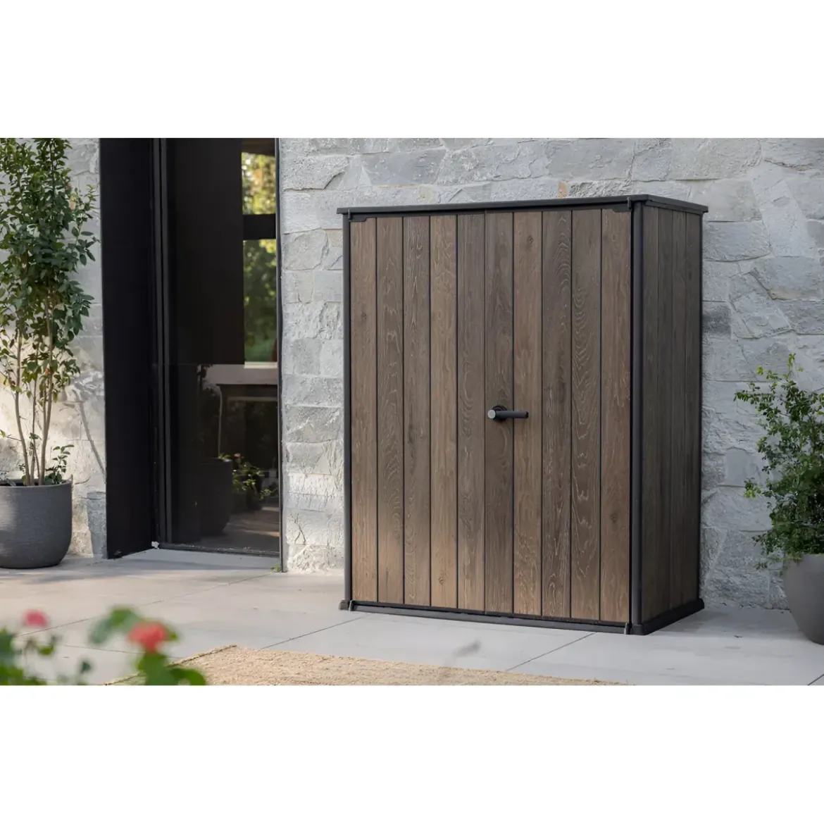 Armadio Porta Attrezzi Keter 1400L Resina Finitura Legno UV da Esterno