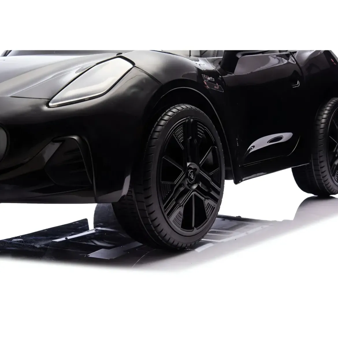 Auto Elettrica Bambini Maserati Folgore 2 Posti 12V Nero Doppio Motore