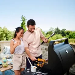 Barbecue a Gas Campignaz 3 Fuochi Coperchio Termometro Acciaio Nero