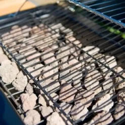 Barbecue a Gas Ompagrill 2 Fuochi 98x43x100cm Termometro Pietra Lavica
