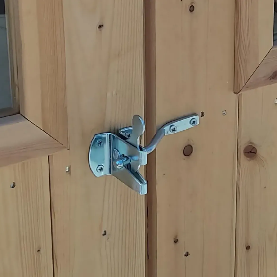 Casetta in Legno Addossata 218x130 cm con Porta Doppia e Pavimento