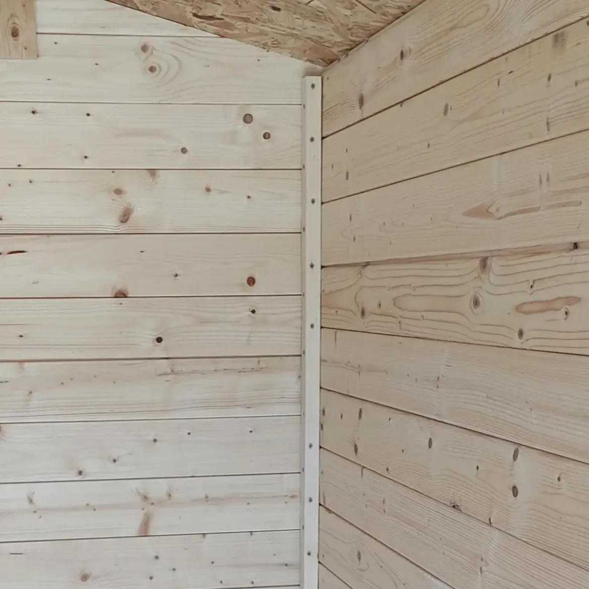 Casetta in Legno da Giardino Block House 2x2 m Doppia Porta Finestrata