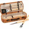 Cesto Barbecue con Set 5 Utensili Valigetta in Vimini per Picnic