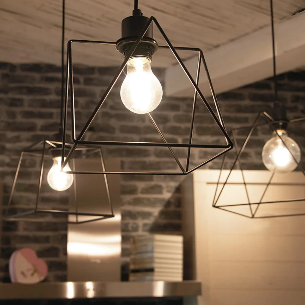 Lampadario con 6 Punti Luce Moderno da Soffitto a Sospensione in Metallo