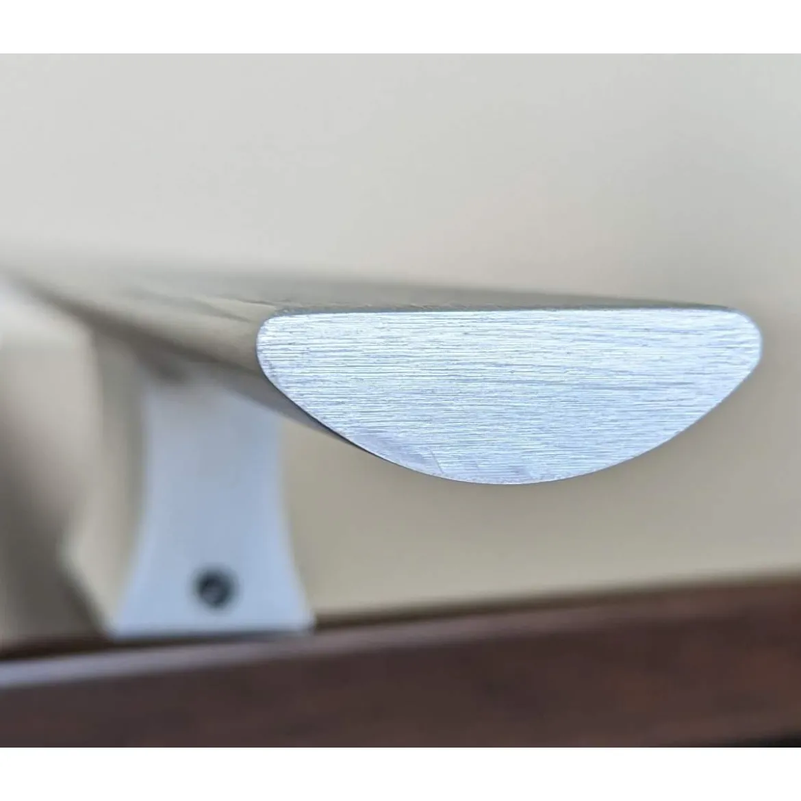 Maniglione per Porta Blindata da 120cm Cromato Satinato Piatto Verticale da Esterno
