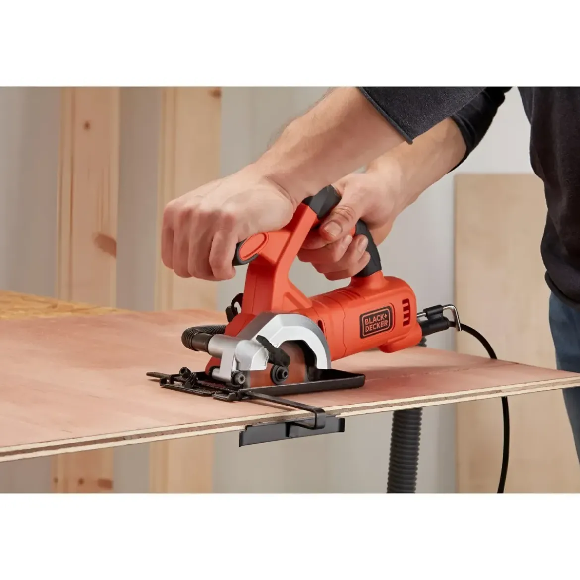 Mini Sega Circolare Black+Decker 85 mm 400W per Legno Metallo Plastica
