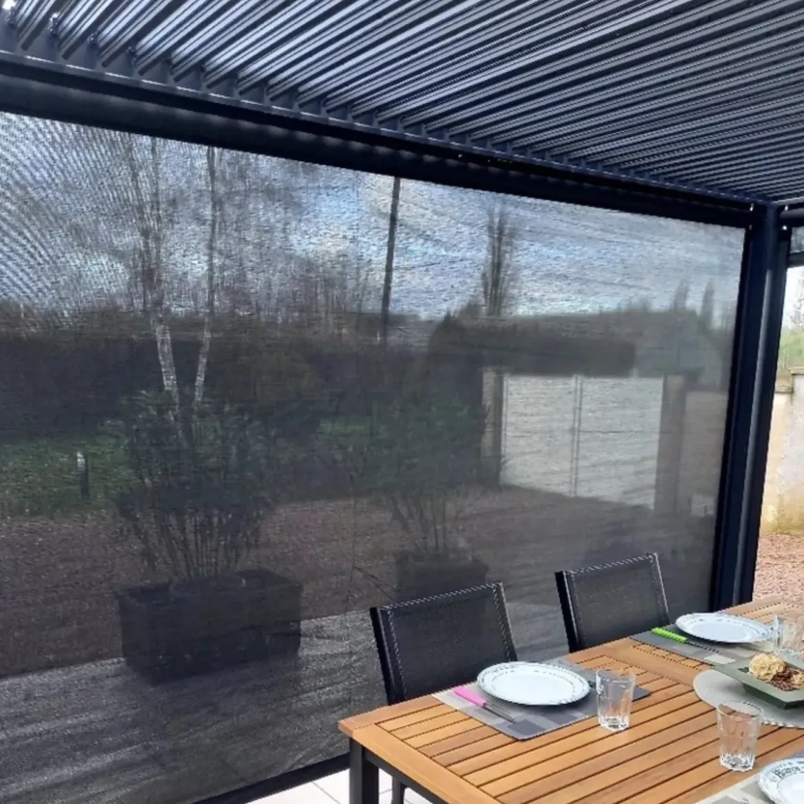 Pergola Bioclimatica in Alluminio 360x300 cm con 2 Teli Laterali Grigi