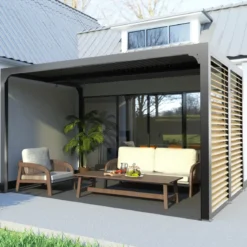 Pergola Bioclimatica in Alluminio con Lamelle Effetto Legno 360x300