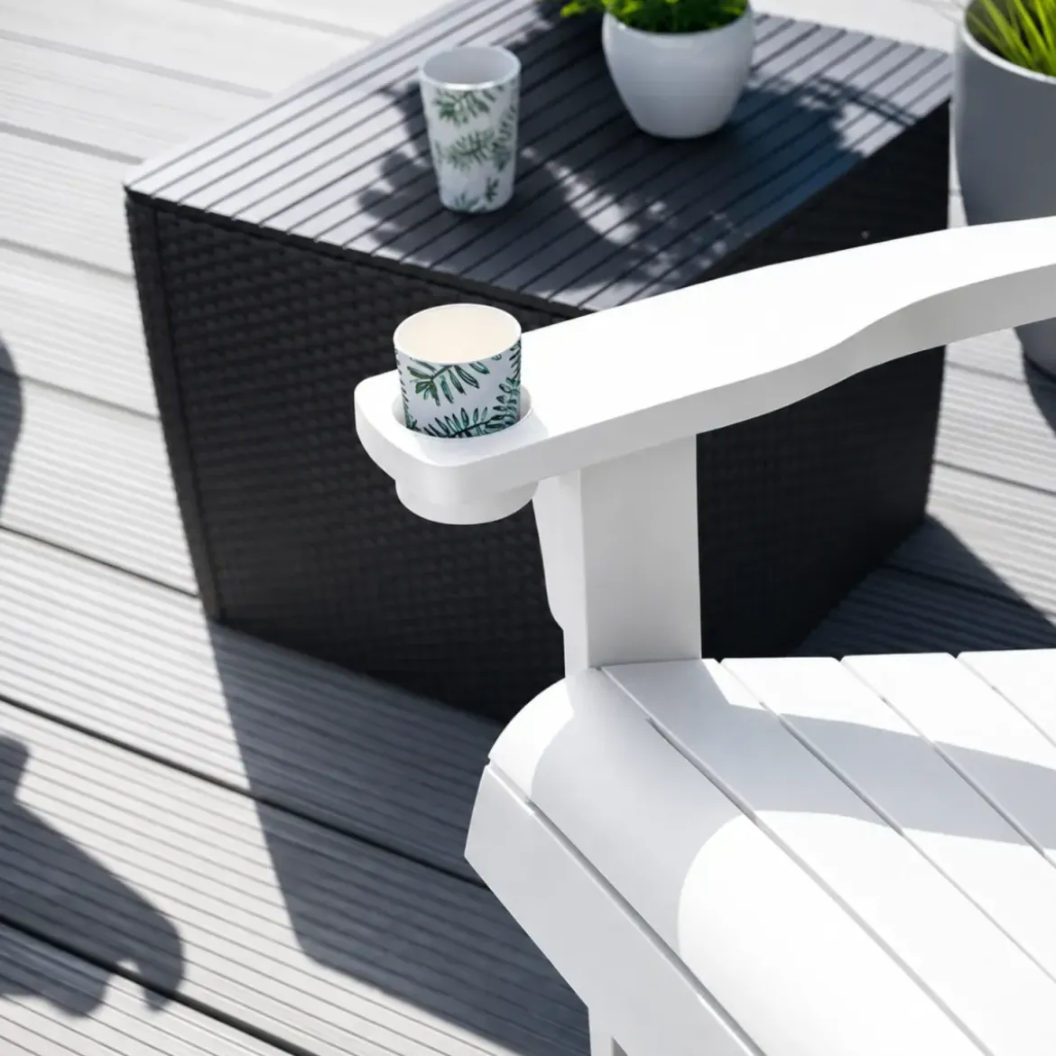Sedia da Giardino Poltrona Keter Bianco Effetto Legno Porta Bicchiere