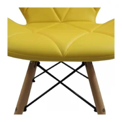 4 Sedie da Pranzo Giallo con Gambe in Legno seduta in PU
