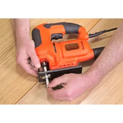 Seghetto Alternativo Black and Decker Elettrico 400W Velocità Variabile