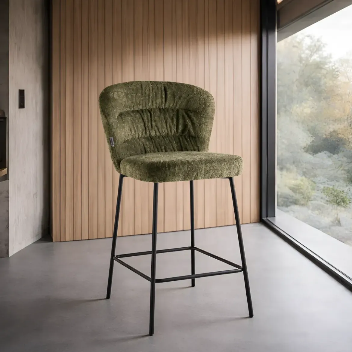 Set 2 Sgabelli da Interno Imbottiti in Tessuto Teddy Verde Gambe Nere