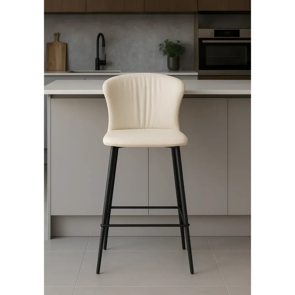 Set 2 Sgabelli Imbottiti in Ecopelle Beige in Gambe Metallo Nere