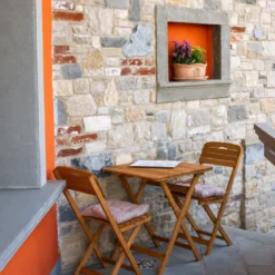 Set Tavolino e 2 Sedie in Legno Tavolo Pieghevole con Cuscini da Esterno