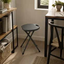 Sgabello Pieghevole Noce in Acciaio e HDPE 30x30x44 cm da Interno