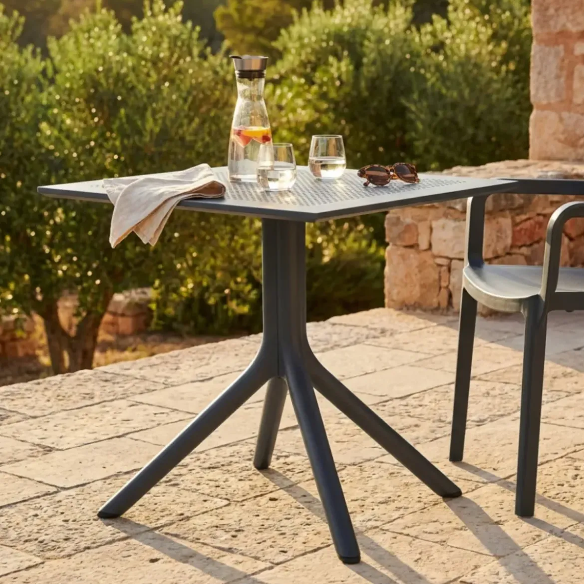 Tavolo da Giardino Quadrato 80x80x75 cm Antracite in Polipropilene
