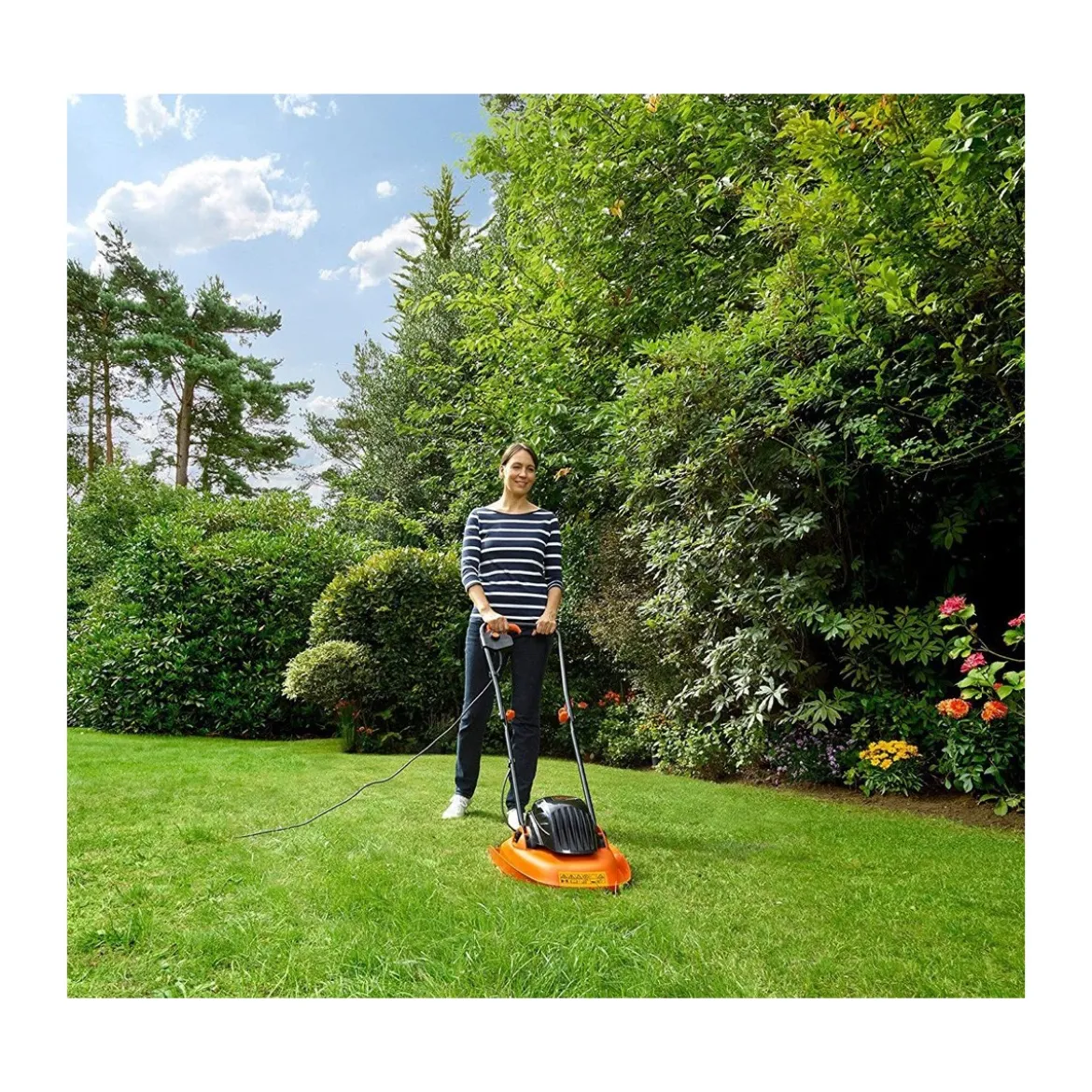 Tosaerba Elettrico a Cuscino Aria Giardino 1200 a Filo Black Decker Taglia Prato
