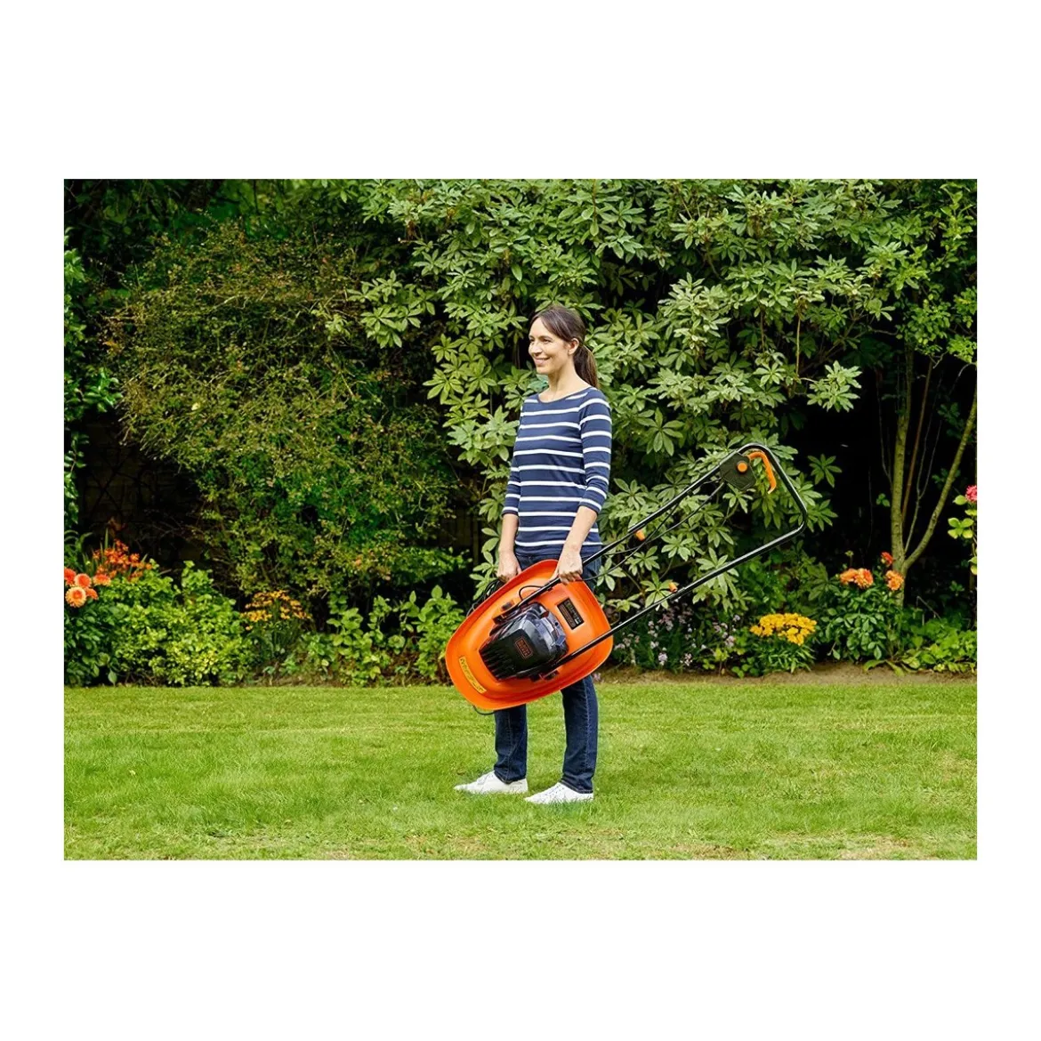 Tosaerba Elettrico a Cuscino Aria Giardino 1200 a Filo Black Decker Taglia Prato